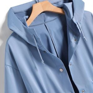 Drawstring waist button jacket